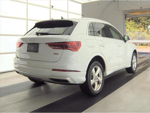 2022 Audi Q3 40 Premium