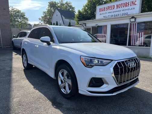 2022 Audi Q3 40 Premium