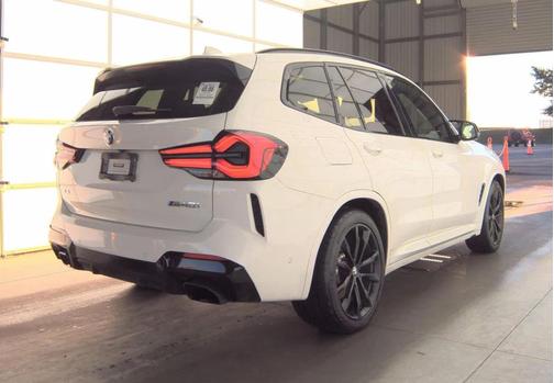 2022 BMW X3 M40i