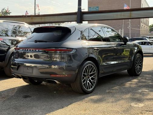 Volcano Grey 2020 Porsche Macan Macan