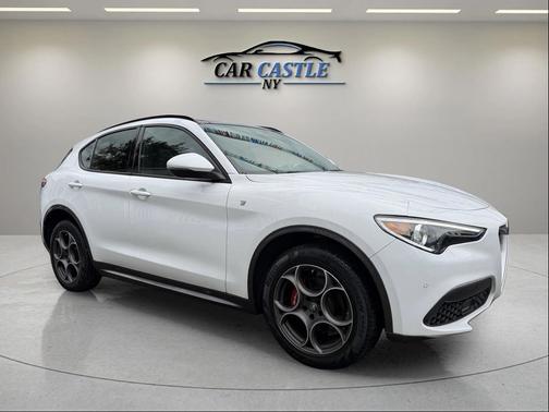 2022 Alfa Romeo Stelvio Ti