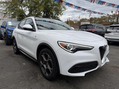 2022 Alfa Romeo Stelvio Ti