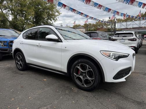 2022 Alfa Romeo Stelvio Ti