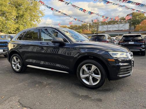 2020 Audi Q5 45 Premium Plus