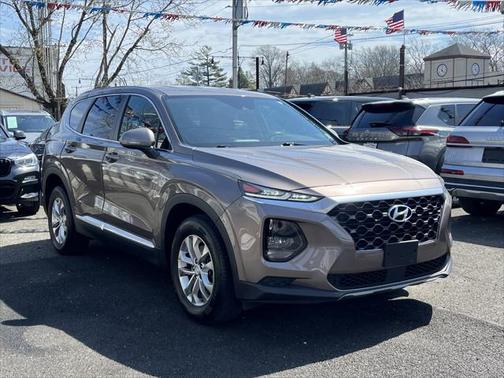 2019 Hyundai SANTA FE SE 2.4