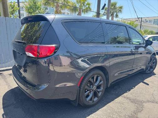 2019 Chrysler Pacifica Touring Plus