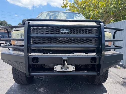 Gold 2004 Ford Excursion Limited