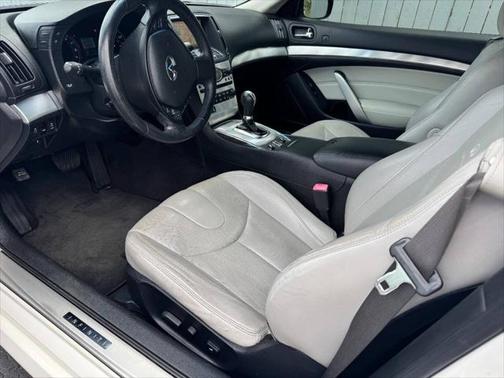 2013 INFINITI G37 Sport