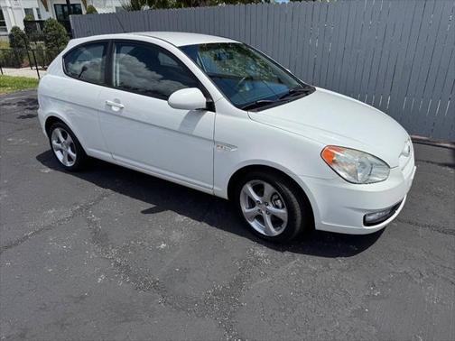 2009 Hyundai Accent SE