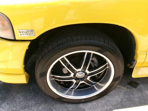 2004 Dodge Ram 1500 2dr Reg Cab