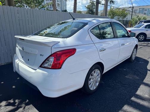 2018 Nissan Versa 1.6 SV