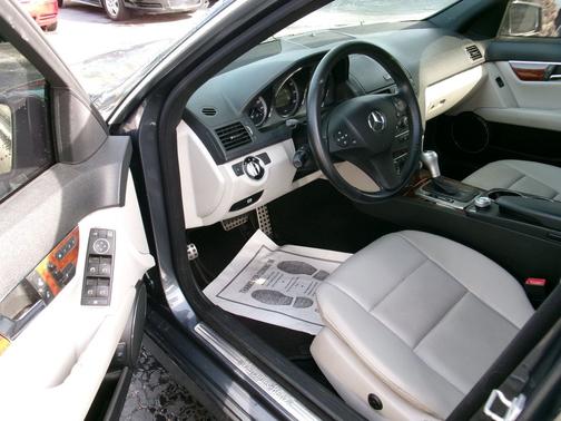 2011 Mercedes-Benz C-Class 4dr Sdn 3.0L 4MATIC