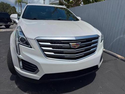 2017 Cadillac XT5 Base
