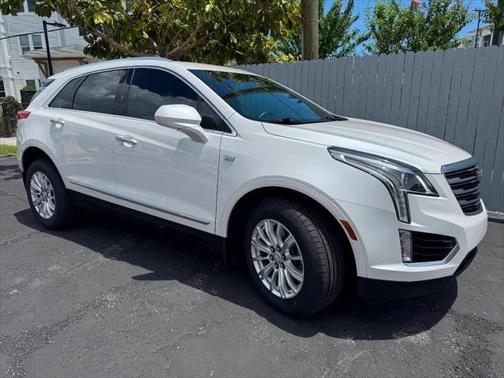 2017 Cadillac XT5 Base