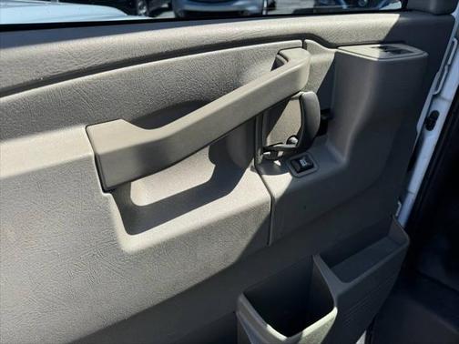 2016 GMC Savana 2500 Work Van
