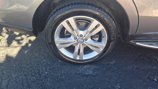 2012 Mercedes-Benz M-Class 4MATIC