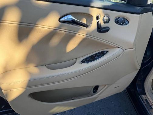 2006 Mercedes-Benz CLS-Class CLS500