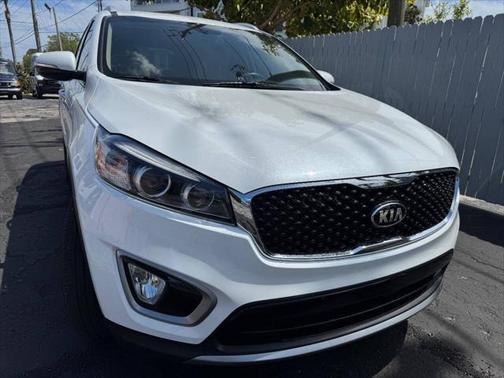 2017 Kia Sorento EX