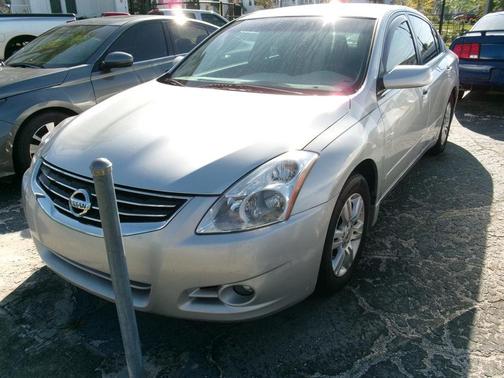 2012 Nissan Altima 4dr Sdn I4 CVT 2.5