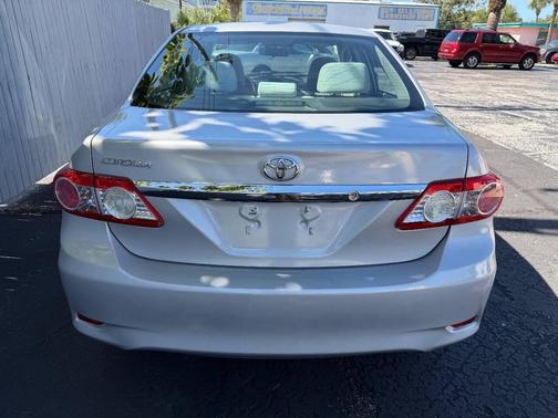 2012 Toyota Corolla LE