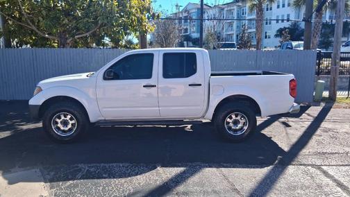 2011 Nissan Frontier S