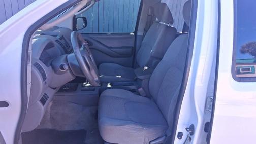 2011 Nissan Frontier S