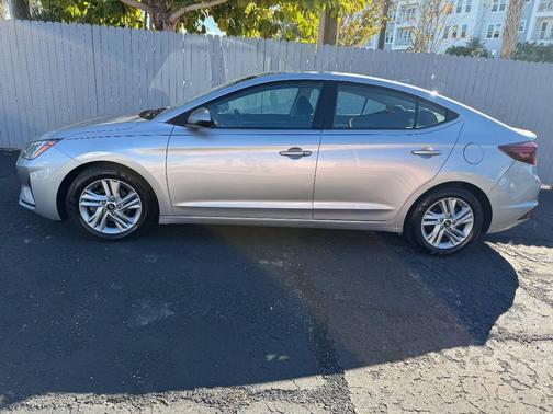 2020 Hyundai ELANTRA Value Edition