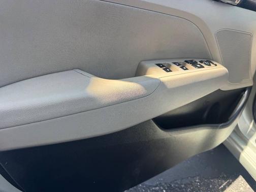 2017 Hyundai ELANTRA SE Value Edition