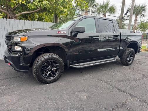 2022 Chevrolet Silverado 1500 Custom Trail Boss