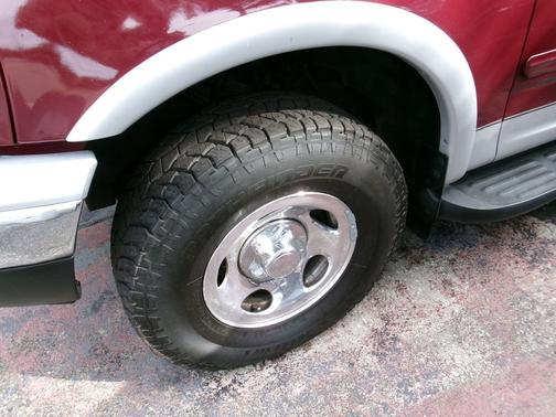 2003 Ford F-150 SuperCrew 139" 4WD