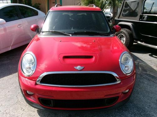 Chili Red 2013 MINI Clubman 2dr Cpe S