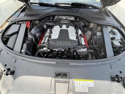 Gold 2013 Audi A8 L 3.0T