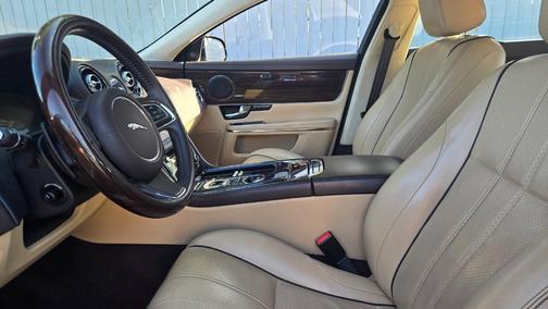 2013 Jaguar XJ L Portfolio