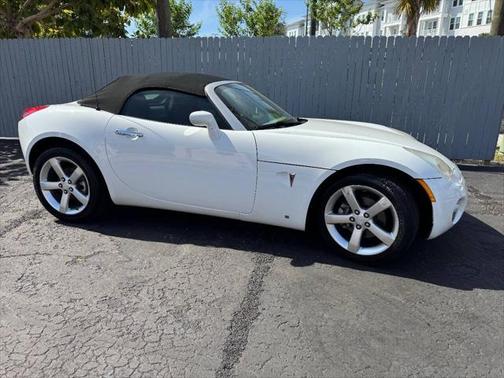 2007 Pontiac Solstice Base 2dr Convertible