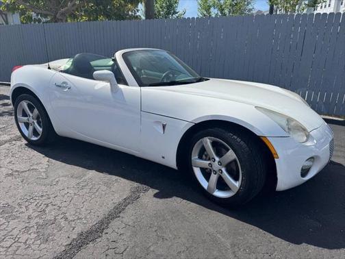 2007 Pontiac Solstice Base 2dr Convertible