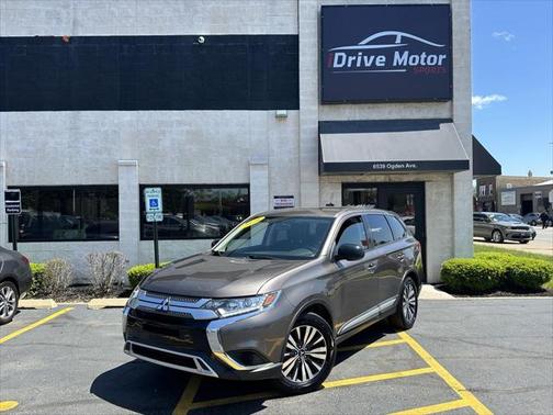 2020 Mitsubishi Outlander ES