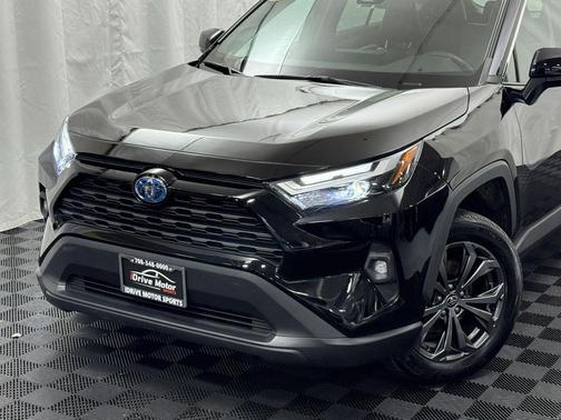 2023 Toyota RAV4 Hybrid XLE Premium