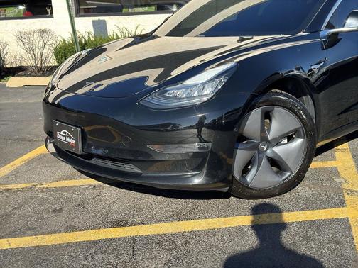 2019 Tesla Model 3 Standard Range