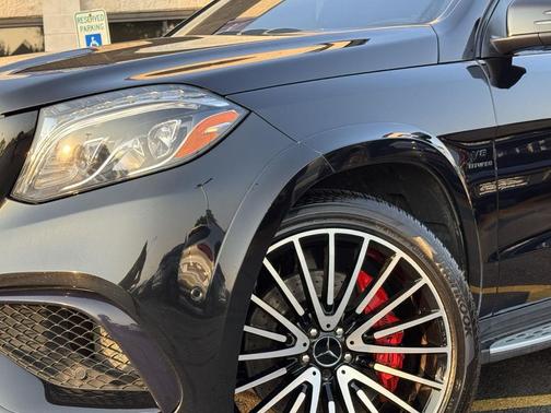 2017 Mercedes-Benz AMG GLS 63 4MATIC