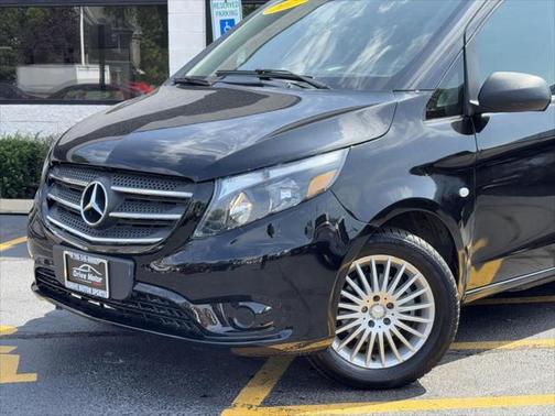 2017 Mercedes-Benz Metris Base