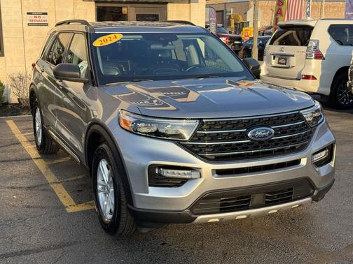 2024 Ford Explorer XLT