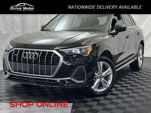 2022 Audi Q3 45 S line Premium