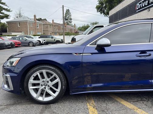 Navarra Blue Metallic 2020 Audi S5 Premium Plus TFSI quattro Tiptronic