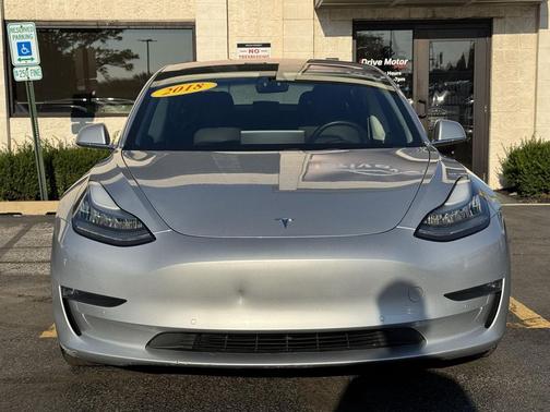 2018 Tesla Model 3 Long Range