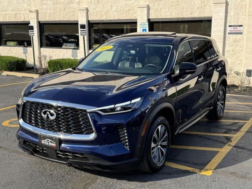 2022 INFINITI QX60 Pure