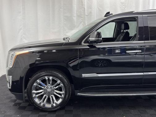 2020 Cadillac Escalade ESV Luxury