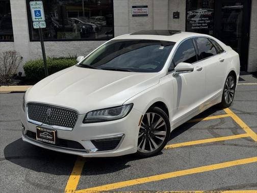 2017 Lincoln MKZ Base