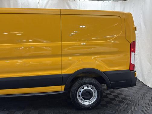2020 Ford Transit-250 Base