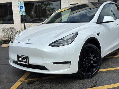 2021 Tesla Model Y Long Range Dual Motor All-Wheel Drive