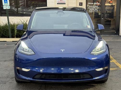 2023 Tesla Model Y Long Range Dual Motor All-Wheel Drive